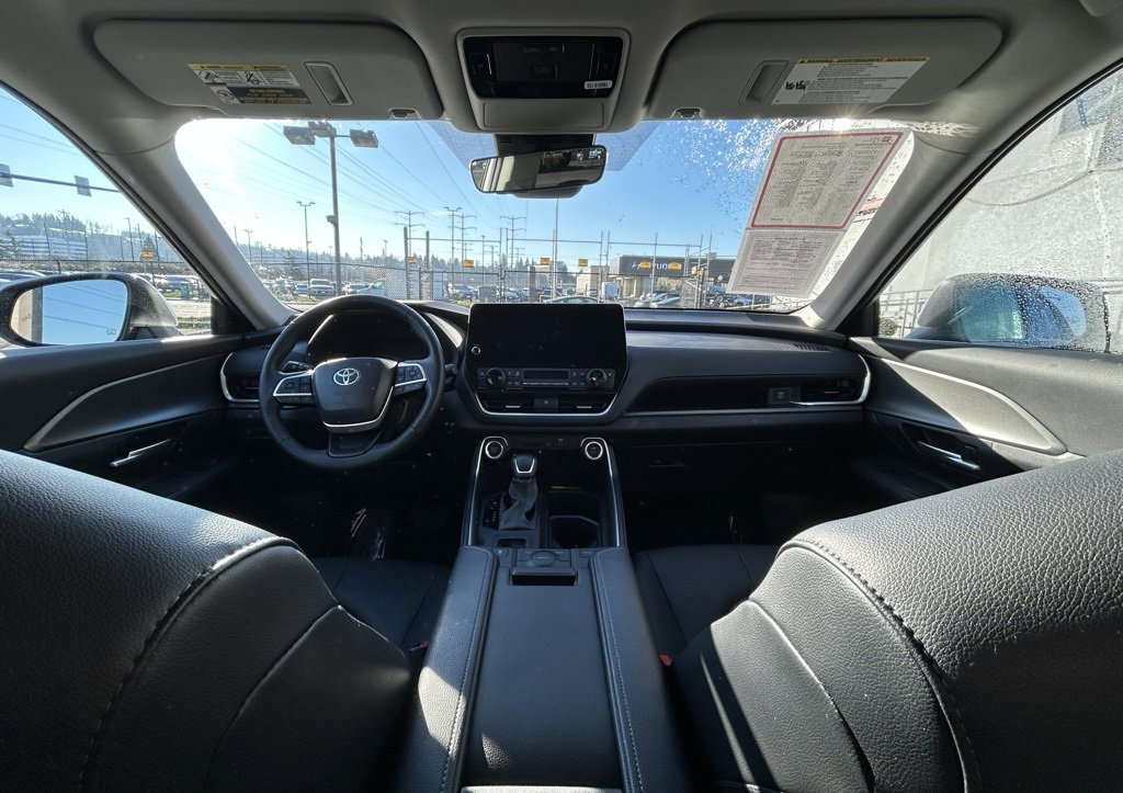 Certified 2025 Toyota Grand Highlander AWD image 19