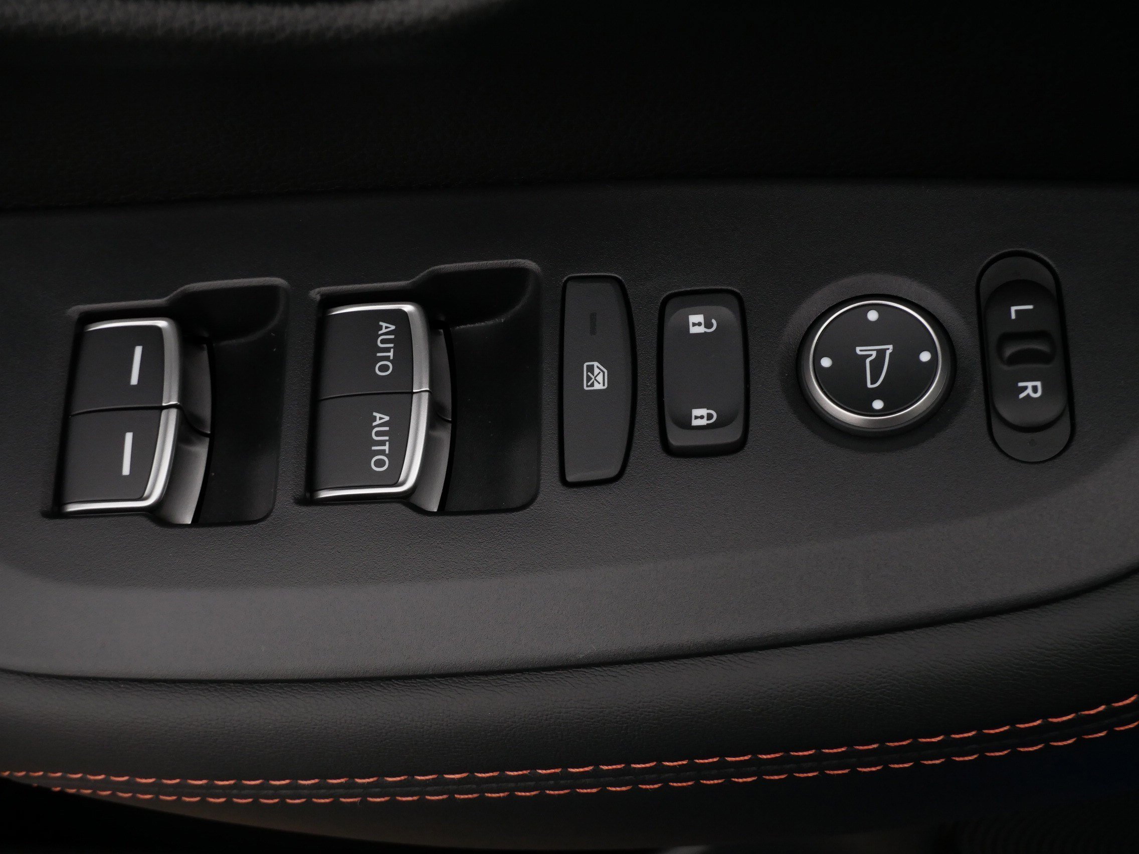 Certified 2026 Honda HR-V Sport image 19