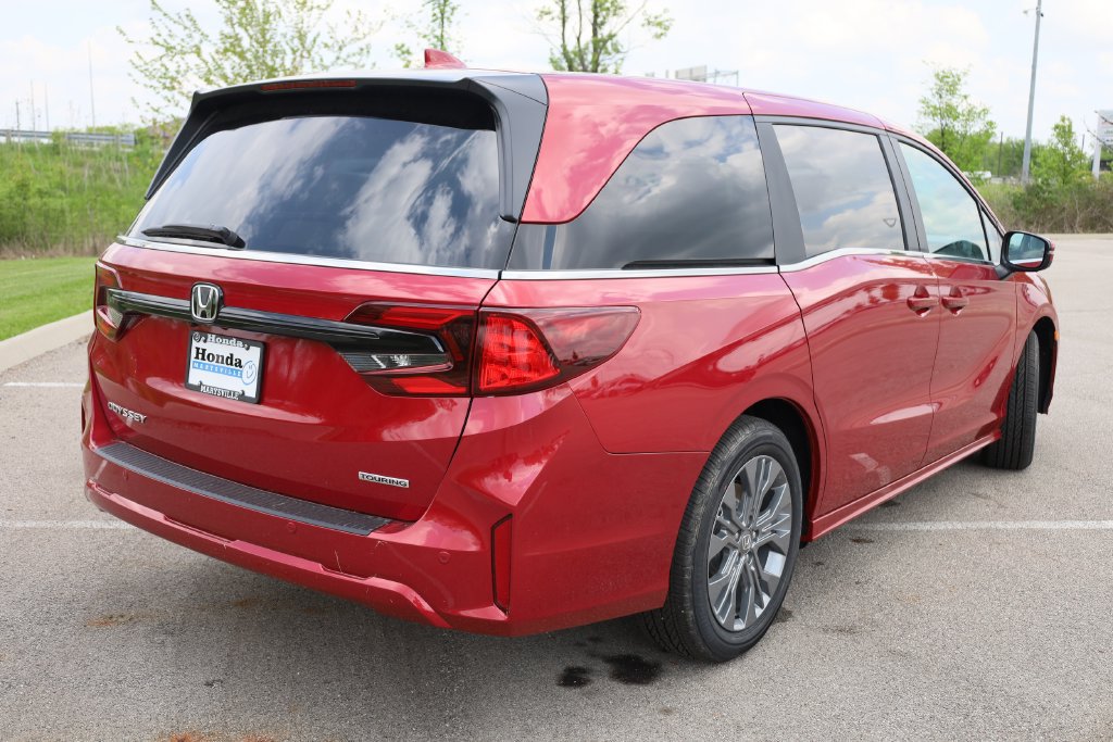 New 2026 Honda Odyssey Touring image 6