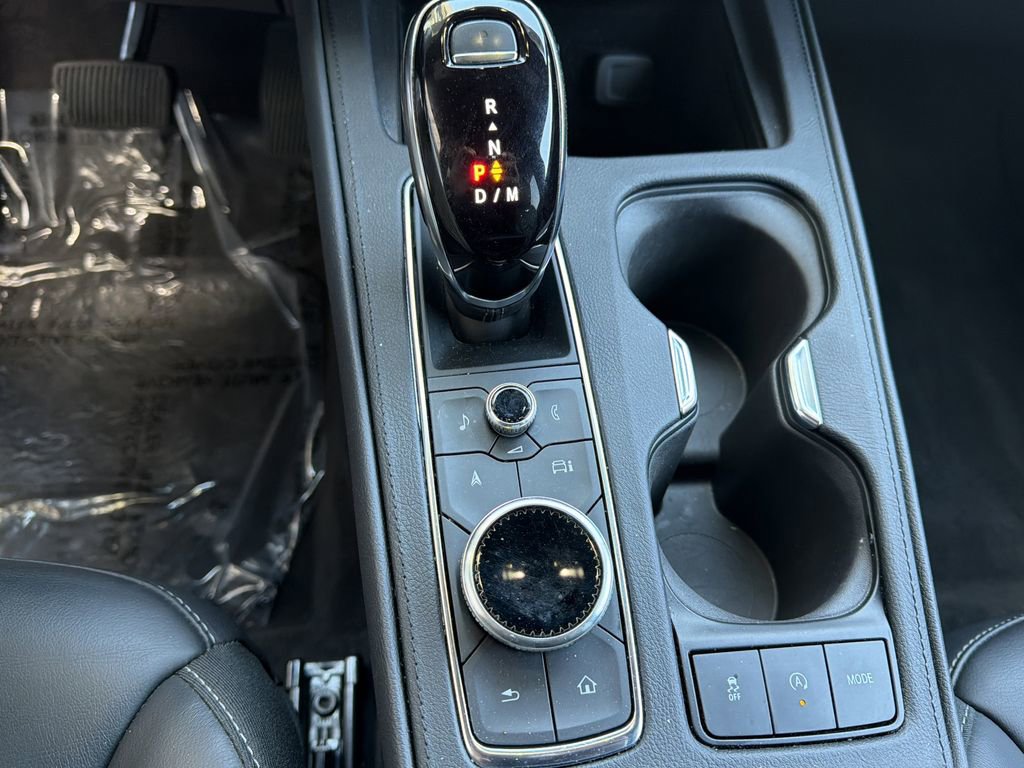 Certified 2025 Cadillac XT4 Premium Luxury image 36