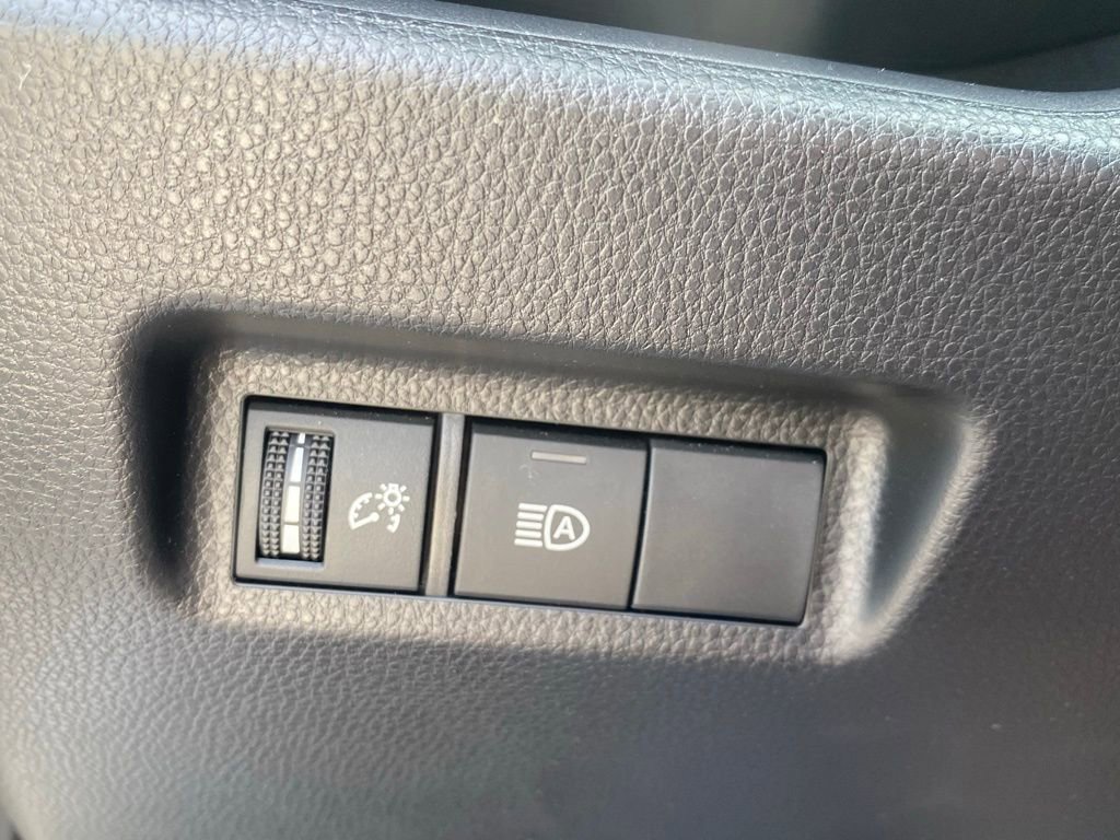 Used 2025 Toyota RAV4 LE image 25