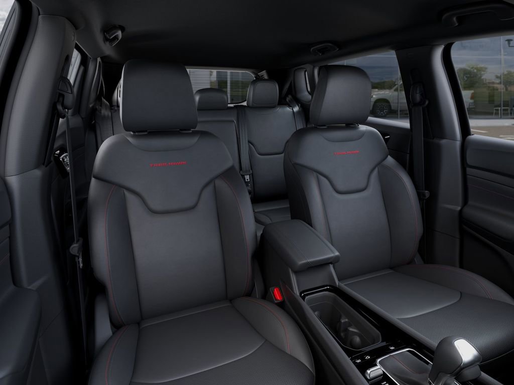 New 2025 Jeep Compass Trailhawk w/ Trailhawk Elite Group image 17