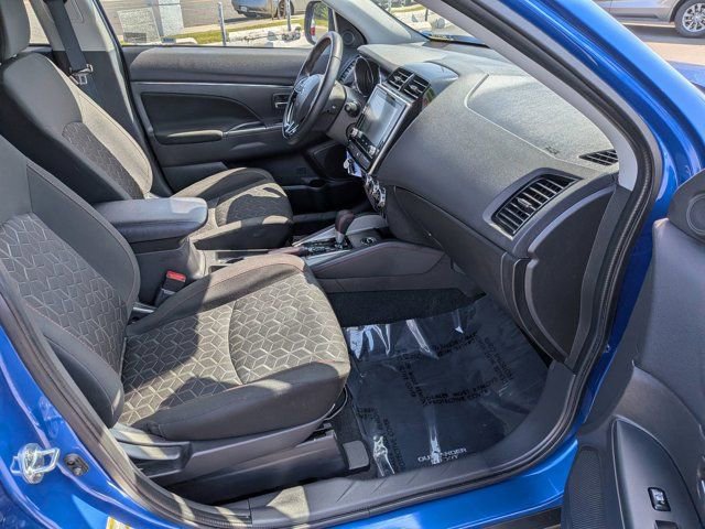 Used 2025 Mitsubishi Outlander Sport LE AWD/4WD image 5
