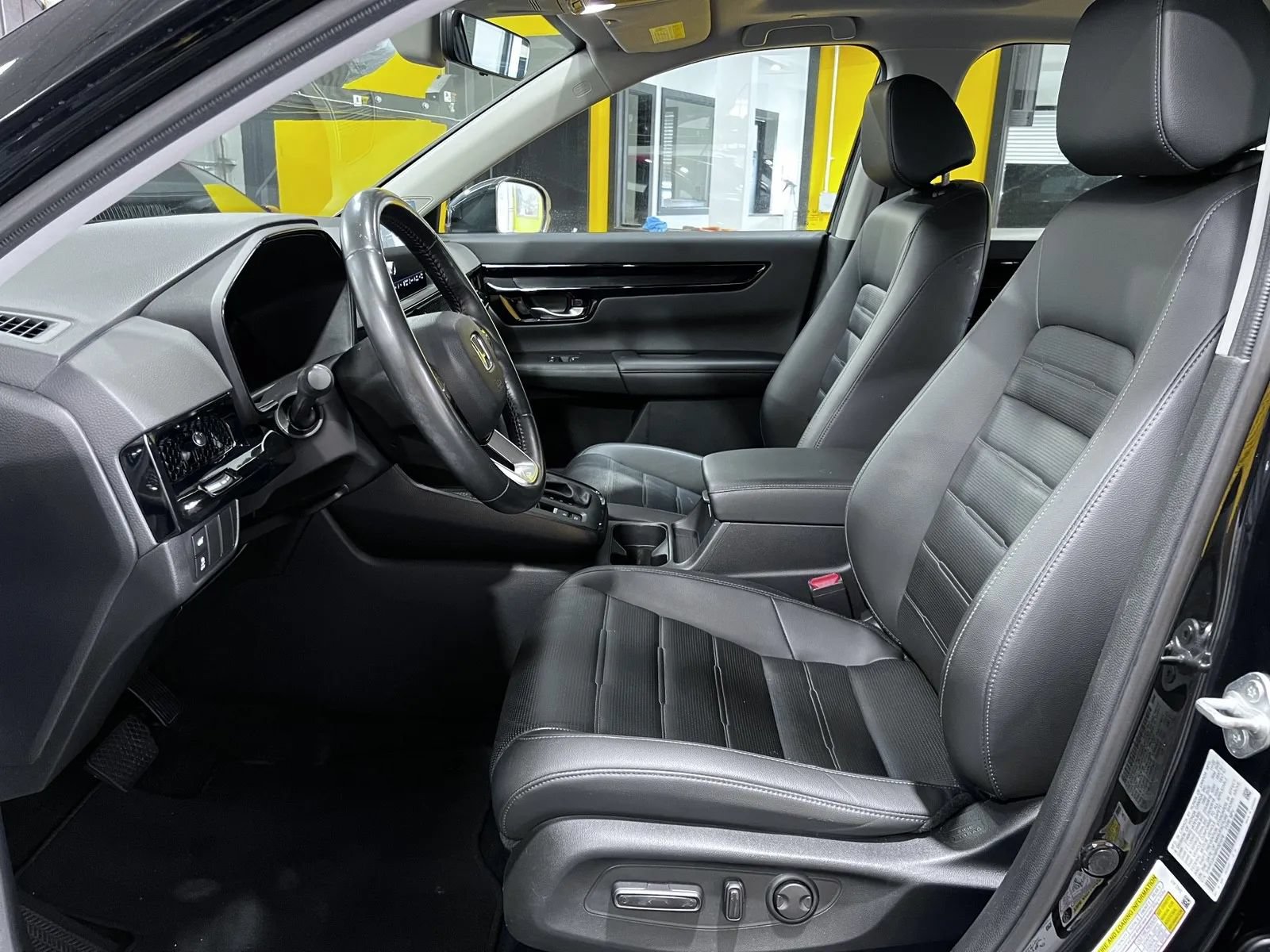 Used 2023 Honda CR-V EX-L image 15