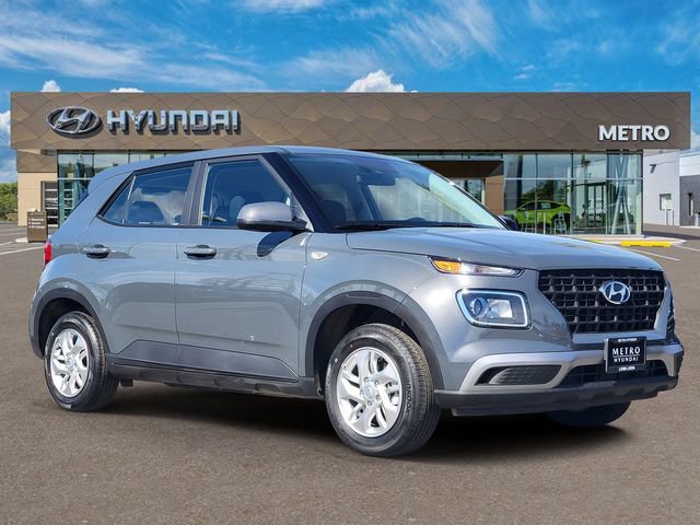 New 2026 Hyundai Venue SE
