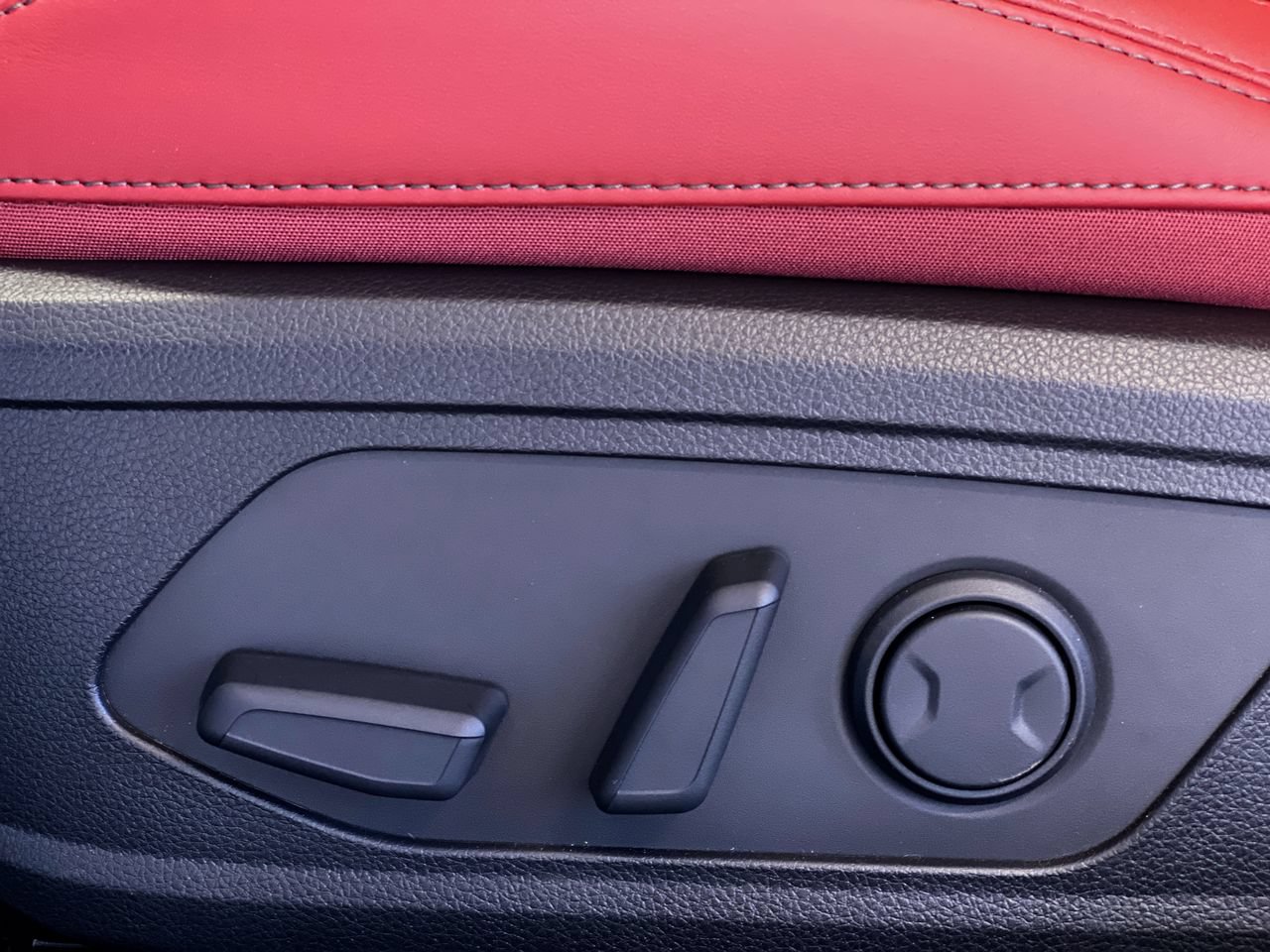 New 2026 Kia K5 GT-Line w/ GT-Line Red Interior Package FWD image 17