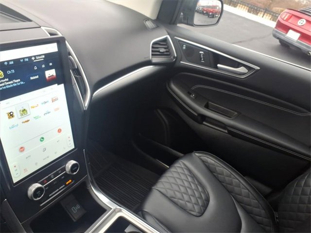 Used 2023 Ford Edge Titanium w/ Class II Trailer Tow Package image 21