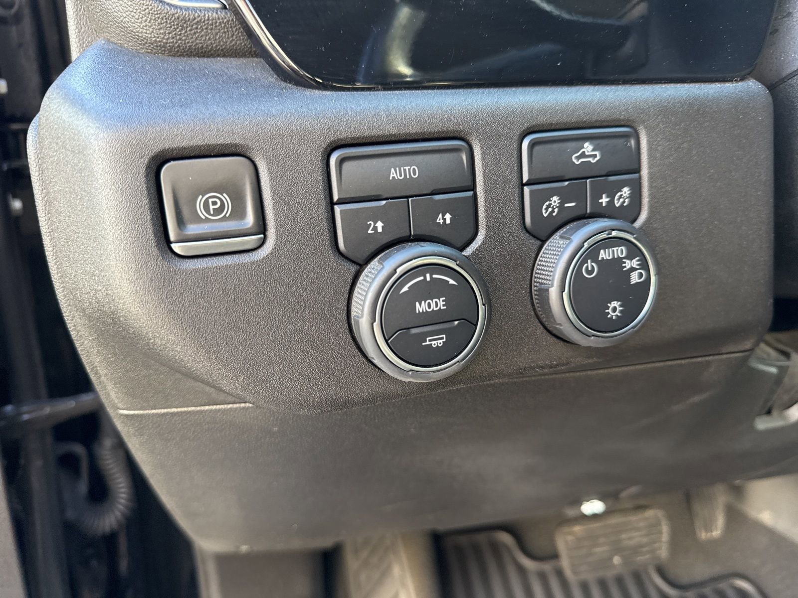 Used 2022 Chevrolet Silverado 1500 LT image 19