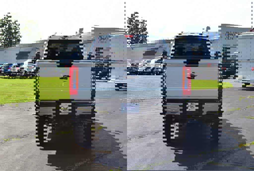 New 2025 Ford F350 XLT image 4