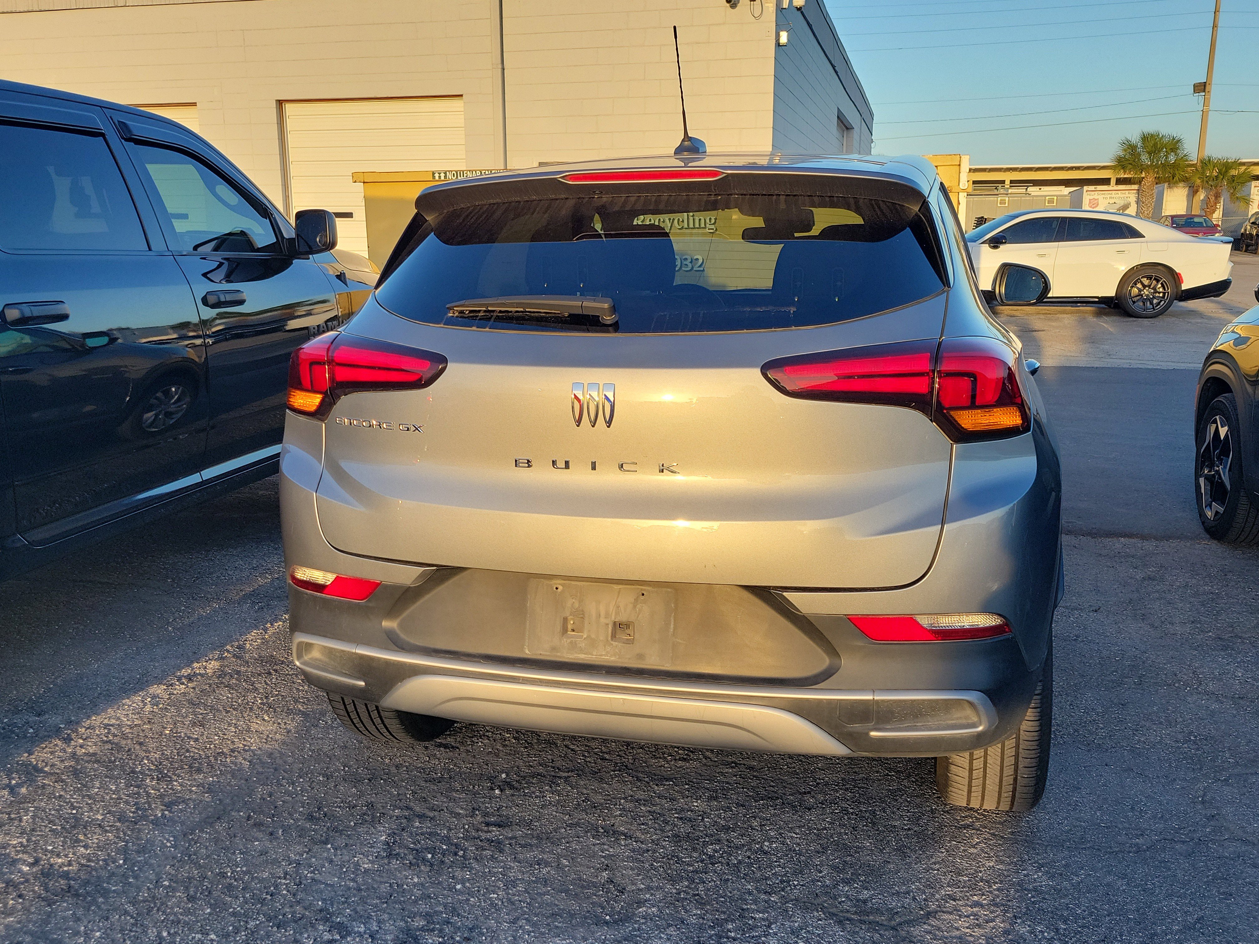 Used 2025 Buick Encore GX Preferred image 6