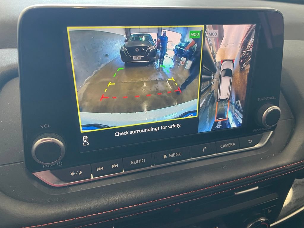 Used 2025 Nissan Rogue SV AWD/4WD image 8