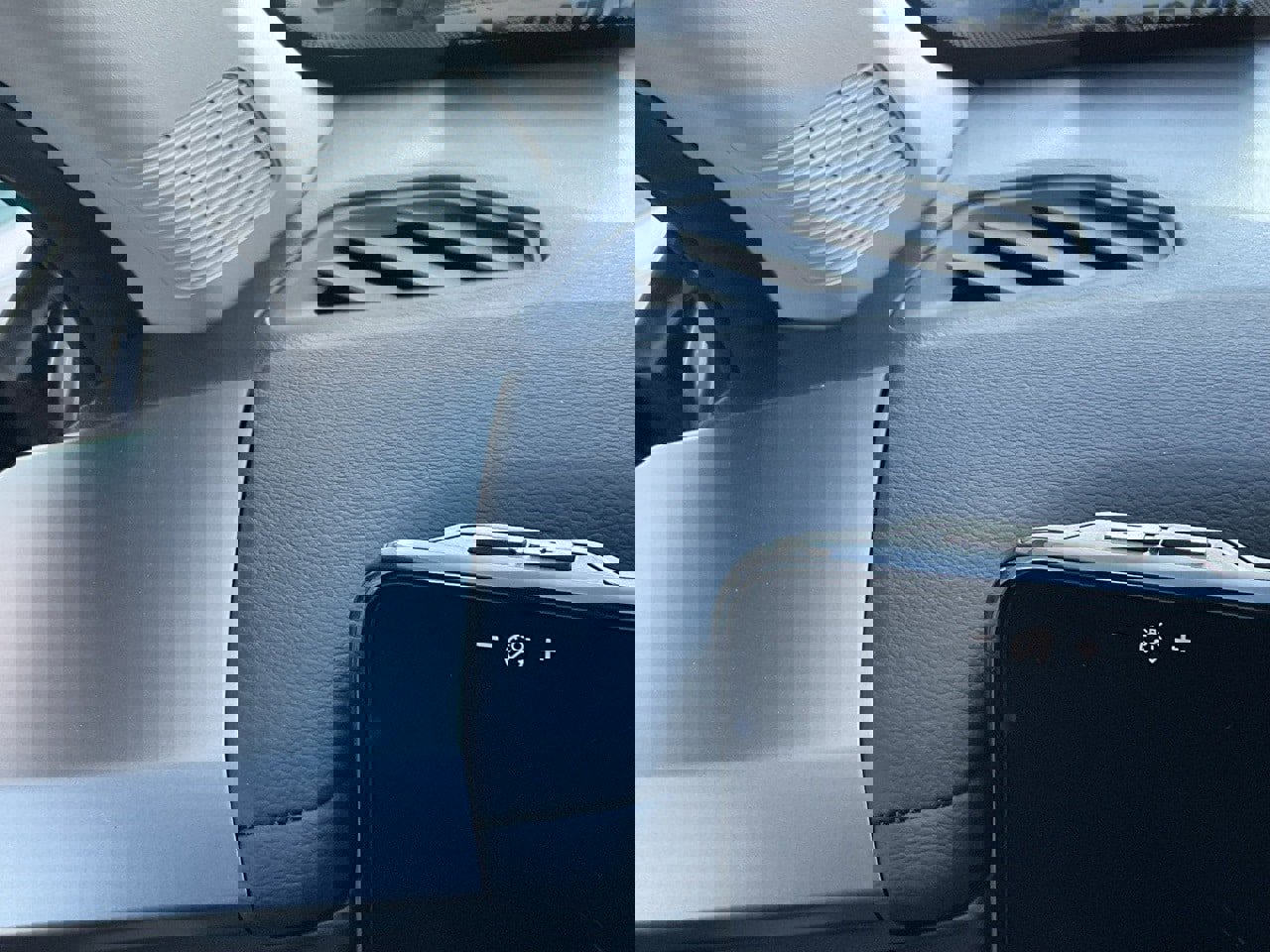 New 2026 Nissan Kicks S image 26