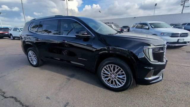 Used 2024 GMC Acadia Denali image 2