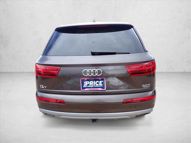 Used 2017 Audi Q7 3.0T Prestige AWD/4WD image 3