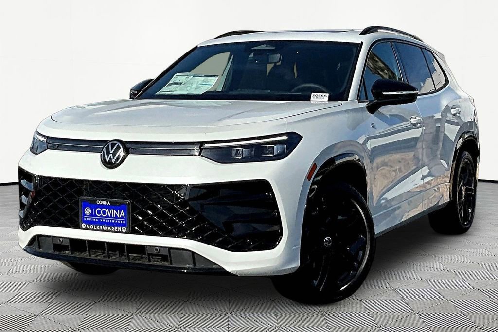 New 2026 Volkswagen Tiguan SE R-Line image 3