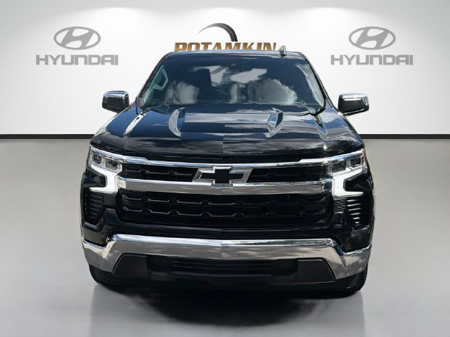 Used 2023 Chevrolet Silverado 1500 LT w/ LPO, Dark Essentials Package RWD image 2