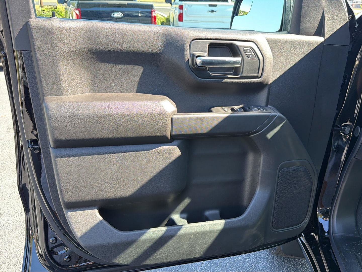 New 2026 Chevrolet Silverado 1500 Custom Trail Boss AWD/4WD image 16