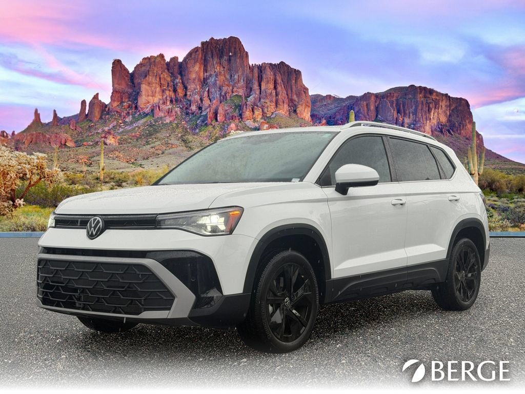 Used 2025 Volkswagen Taos SE FWD image 2