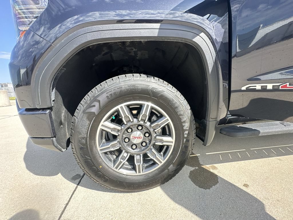 Certified 2024 GMC Sierra 1500 AT4 w/ Technology Package AWD/4WD image 34