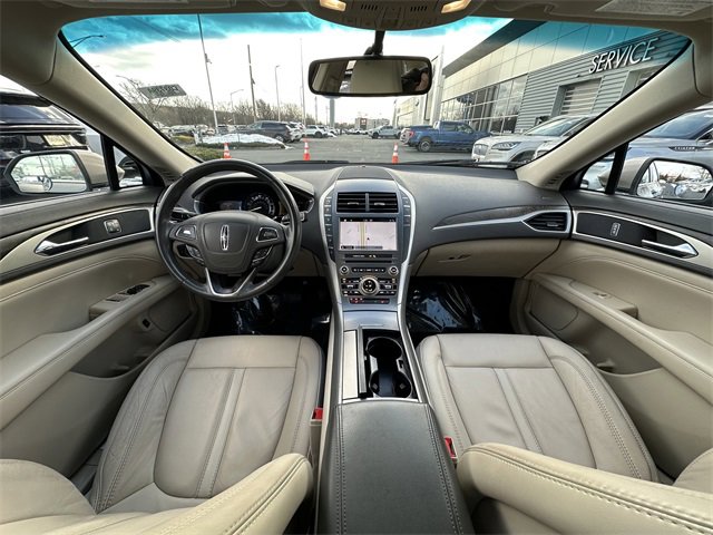 Used 2018 Lincoln MKZ Select w/ Select Plus Package image 16