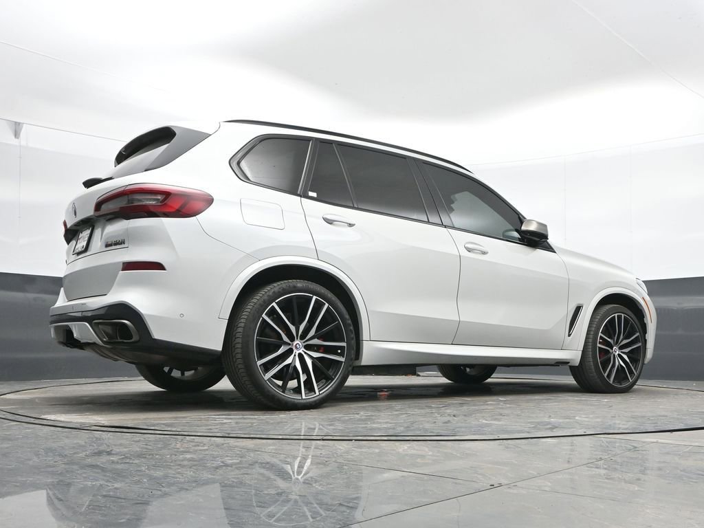 Used 2023 BMW X5 M50i w/ Executive Package image 46