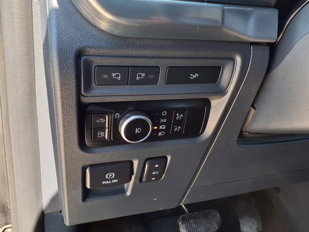 Used 2023 Ford F150 Lariat w/ Equipment Group 502A High image 26