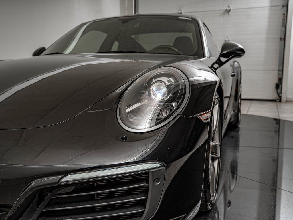 Used 2017 Porsche 911 Carrera S image 13