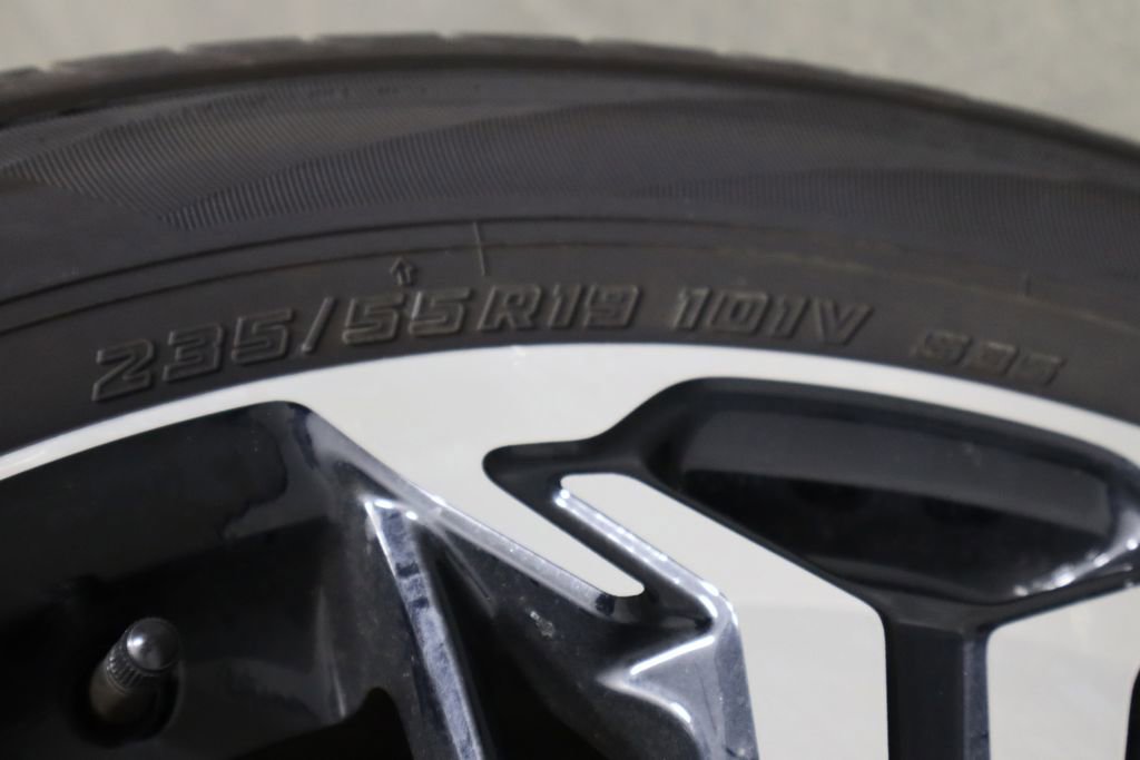 Used 2025 Toyota RAV4 XSE w/ Weather Package AWD/4WD image 43