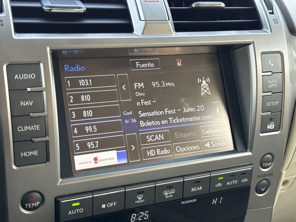 Used 2017 Lexus GX 460 Luxury AWD/4WD image 23