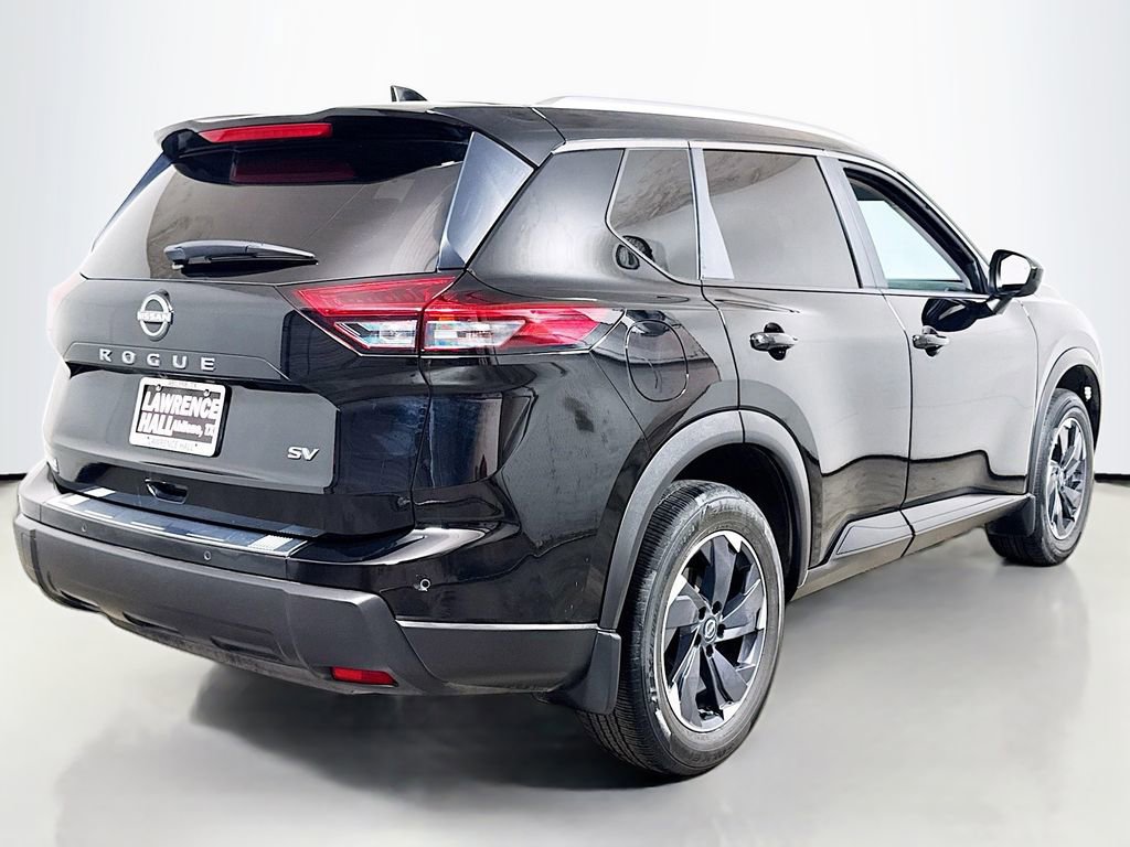 Used 2024 Nissan Rogue SV w/ SV Premium Package FWD image 4