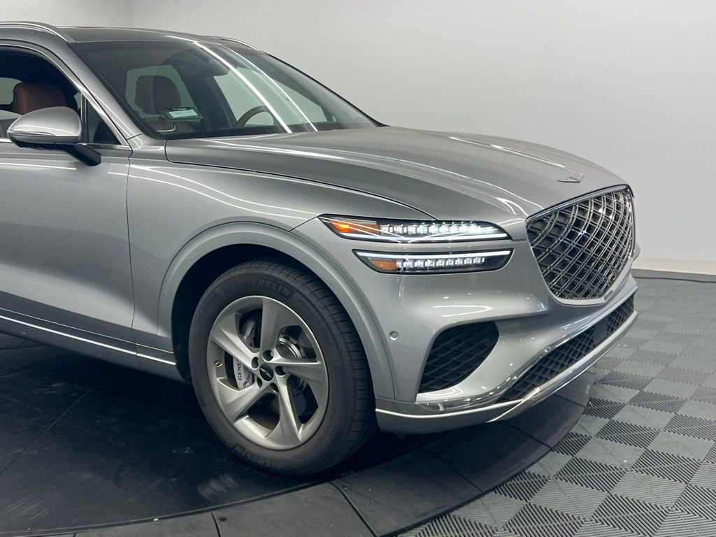 Used 2026 Genesis GV70 2.5T Advanced image 6