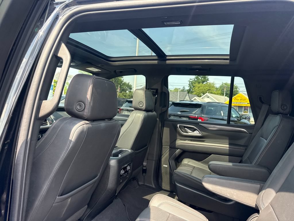 Used 2022 Chevrolet Tahoe RST w/ Luxury Package AWD/4WD image 20