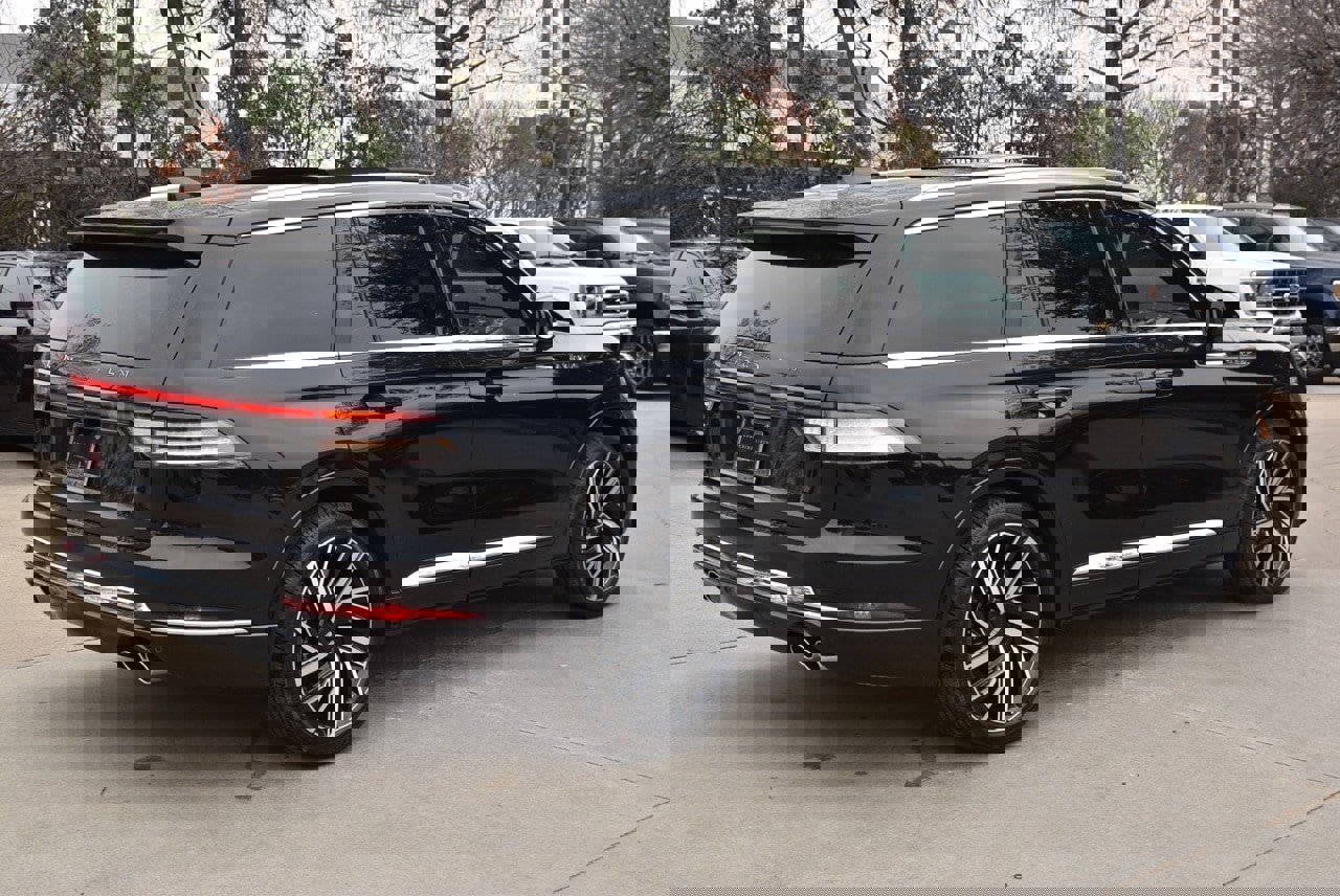 New 2026 Lincoln Aviator Black Label w/ Dynamic Handling Package image 6