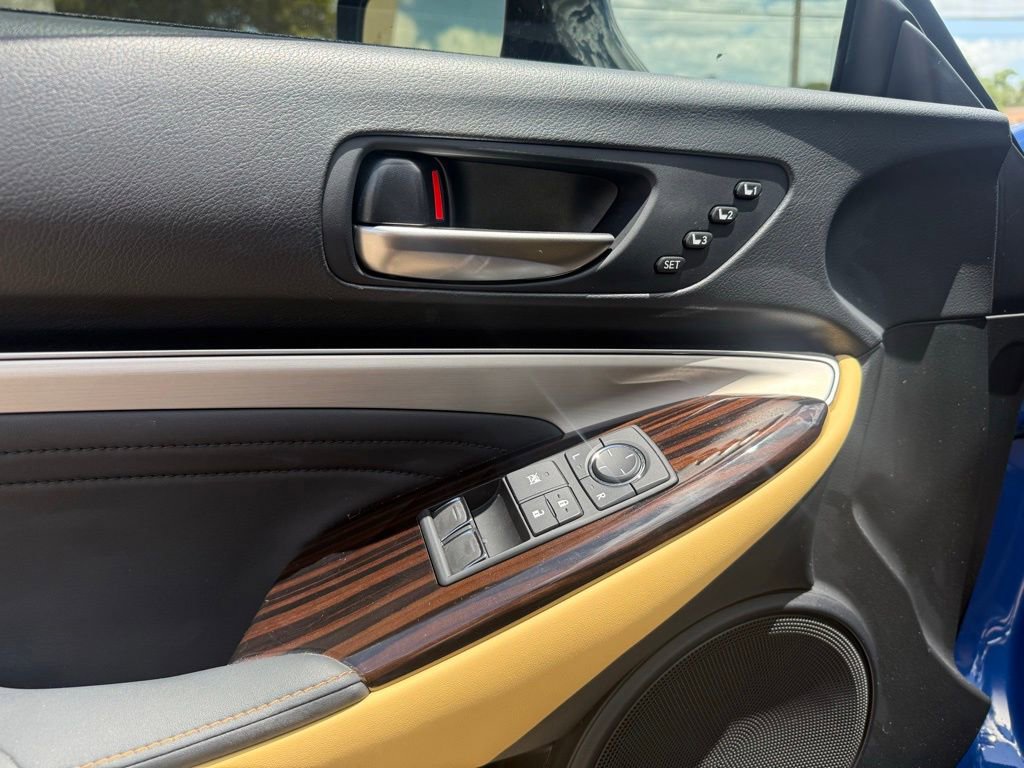 Used 2022 Lexus RC 350 w/ Premium Package RWD image 17