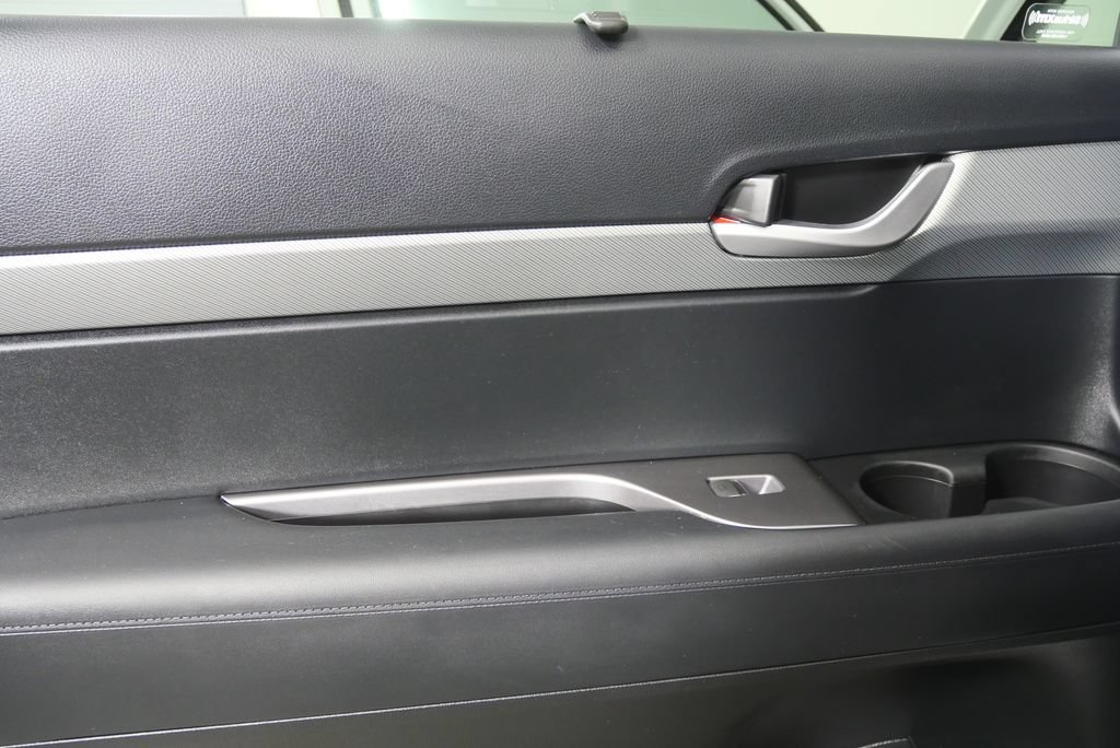 Used 2025 Hyundai Palisade XRT FWD image 14