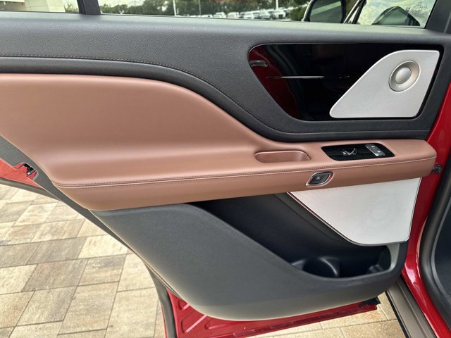 New 2026 Lincoln Aviator Reserve image 15