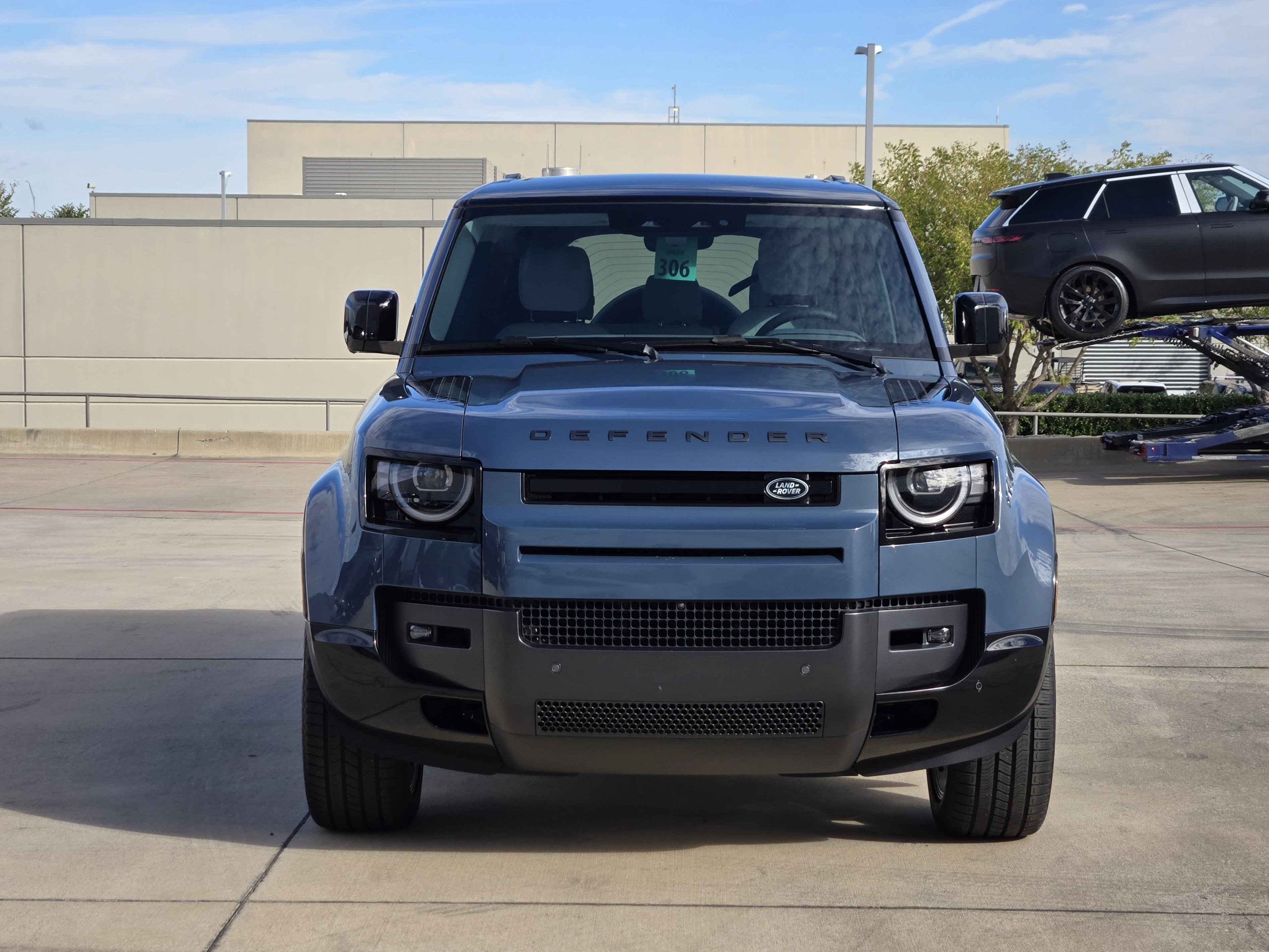 New 2026 Land Rover Defender 110 X-Dynamic SE AWD/4WD image 2