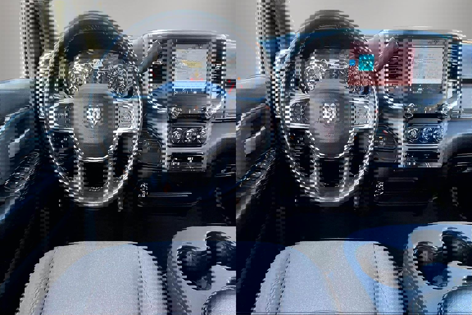 Used 2023 RAM 2500 Big Horn w/ Level 1 Equipment Group image 9