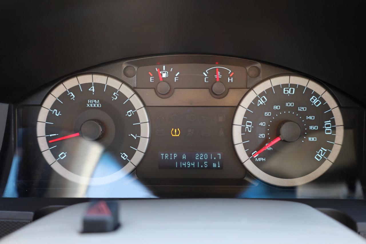 Used 2011 Ford Escape XLS w/ 101A Rapid Spec Order Code FWD image 8