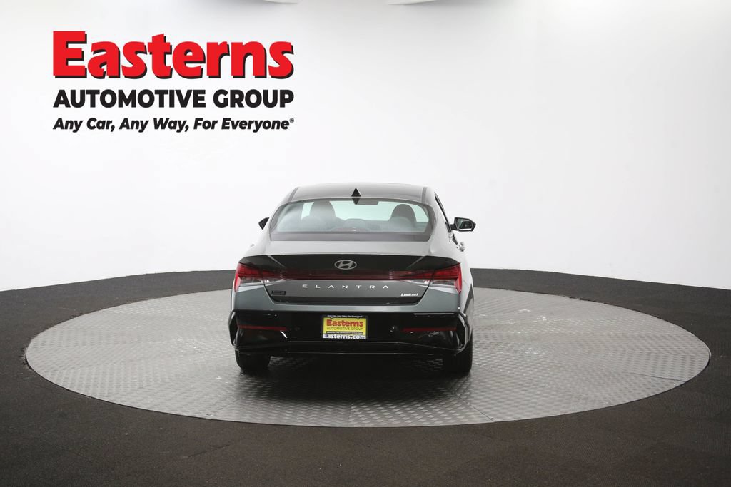 Used 2024 Hyundai Elantra Limited FWD image 40