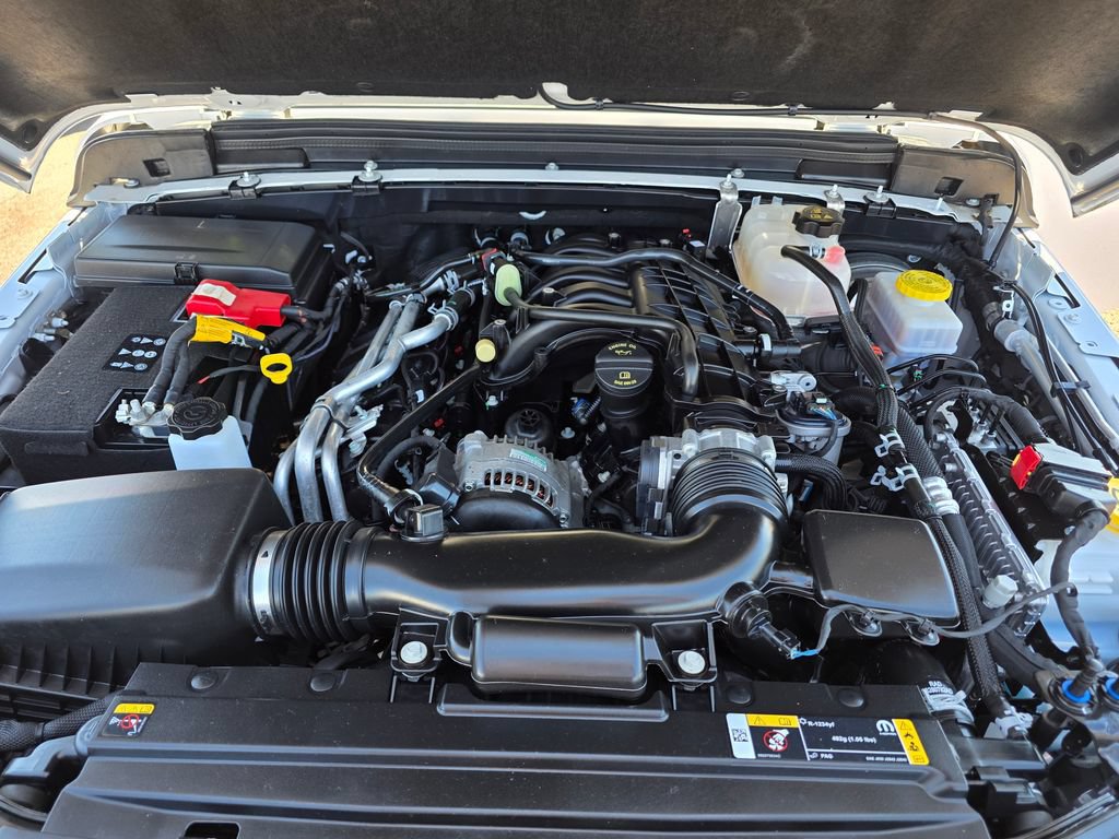 Used 2022 Jeep Wrangler Sport AWD/4WD image 21