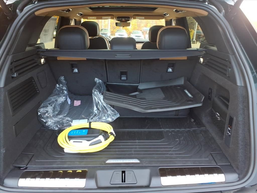 New 2025 Land Rover Range Rover Sport Dynamic SE image 10