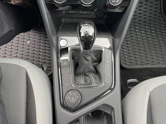 Certified 2024 Volkswagen Taos S AWD/4WD image 21
