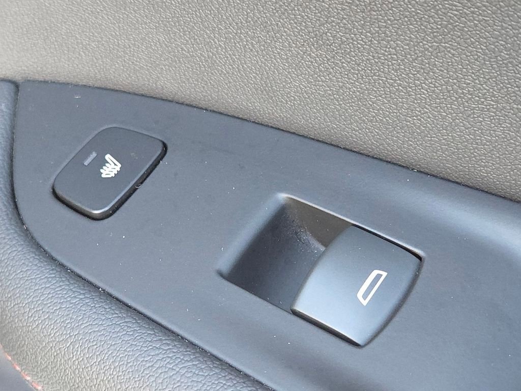 Used 2019 Chevrolet Blazer RS AWD/4WD image 8