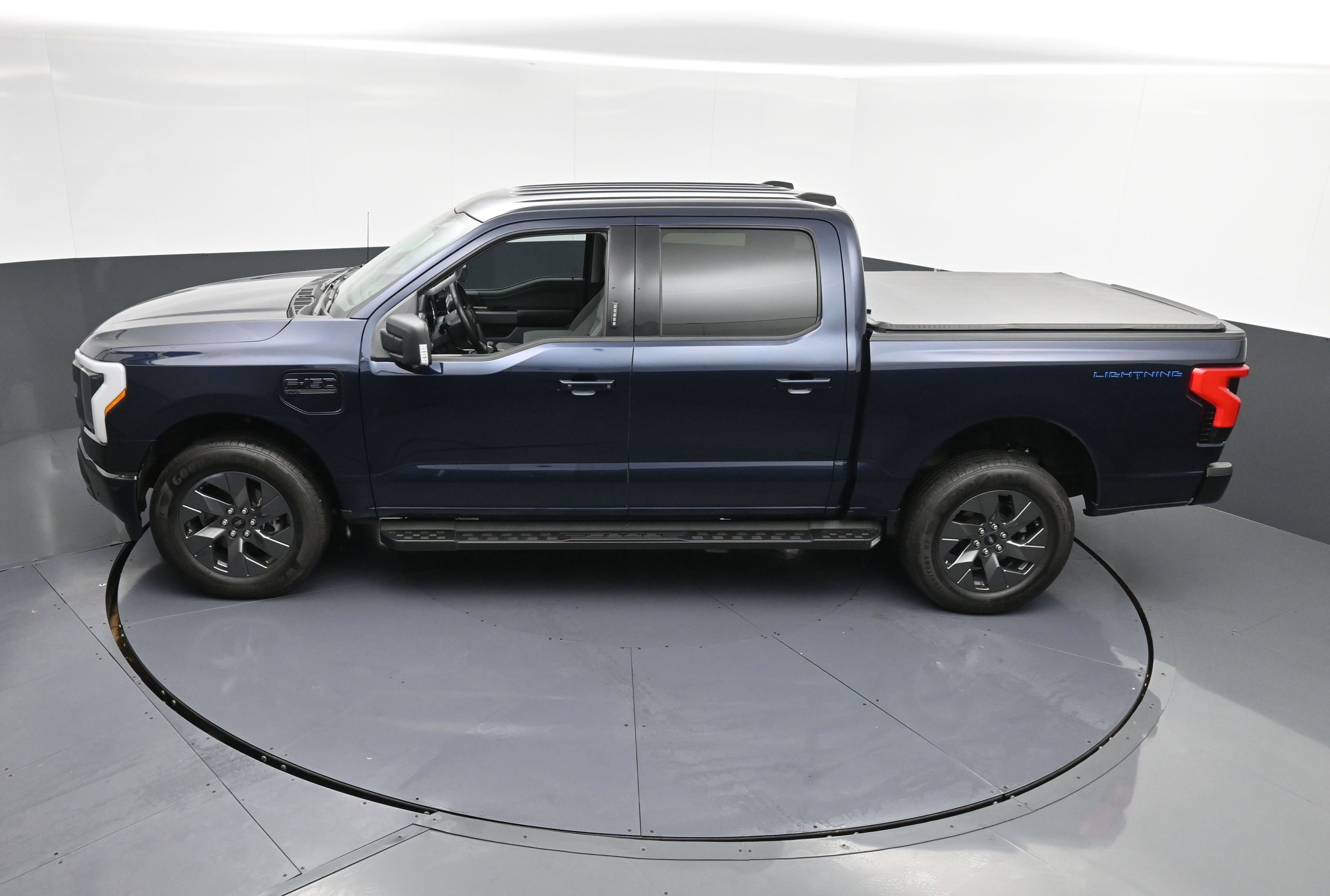 Used 2023 Ford F150 Lightning XLT w/ Equipment Group 312A High image 33