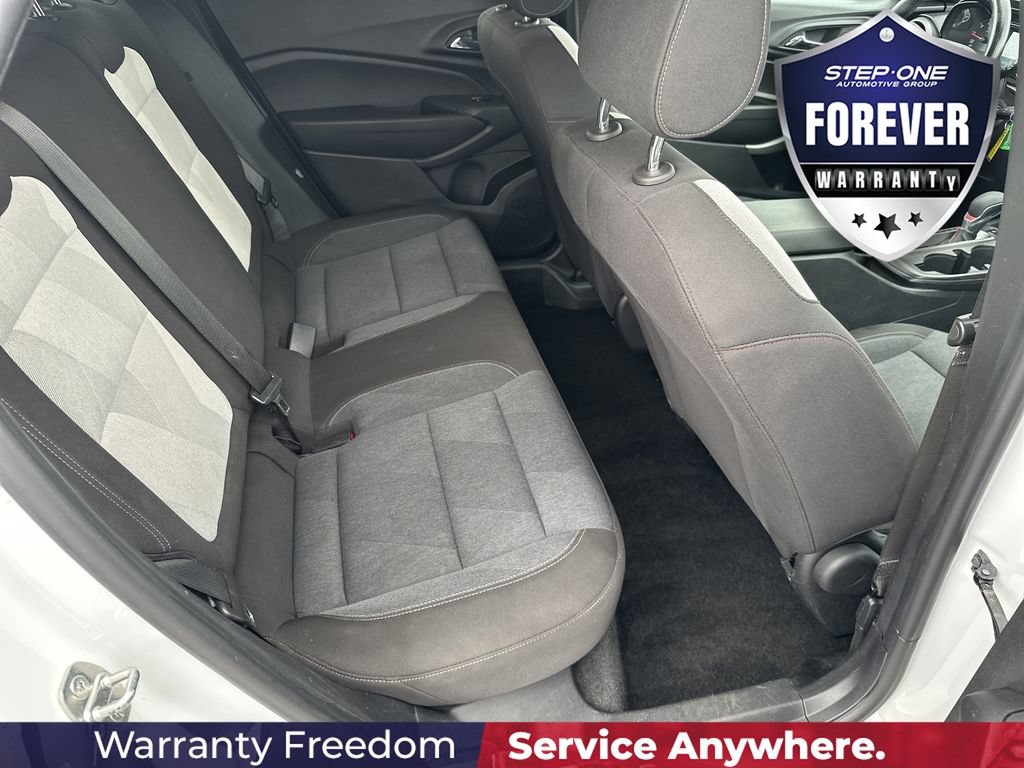 Used 2024 Chevrolet Trax RS FWD image 33