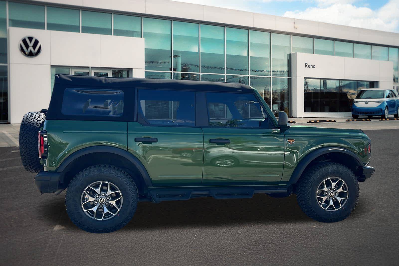 Used 2024 Ford Bronco Badlands AWD/4WD image 4