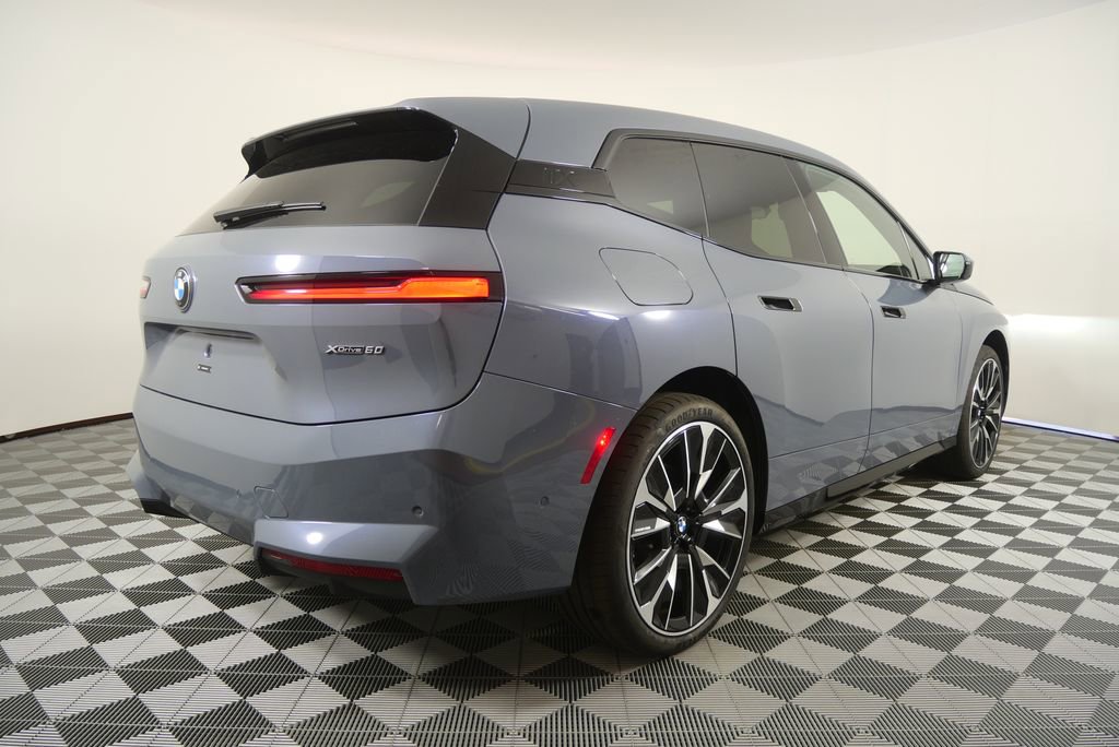 New 2026 BMW iX xDrive60 AWD/4WD image 3