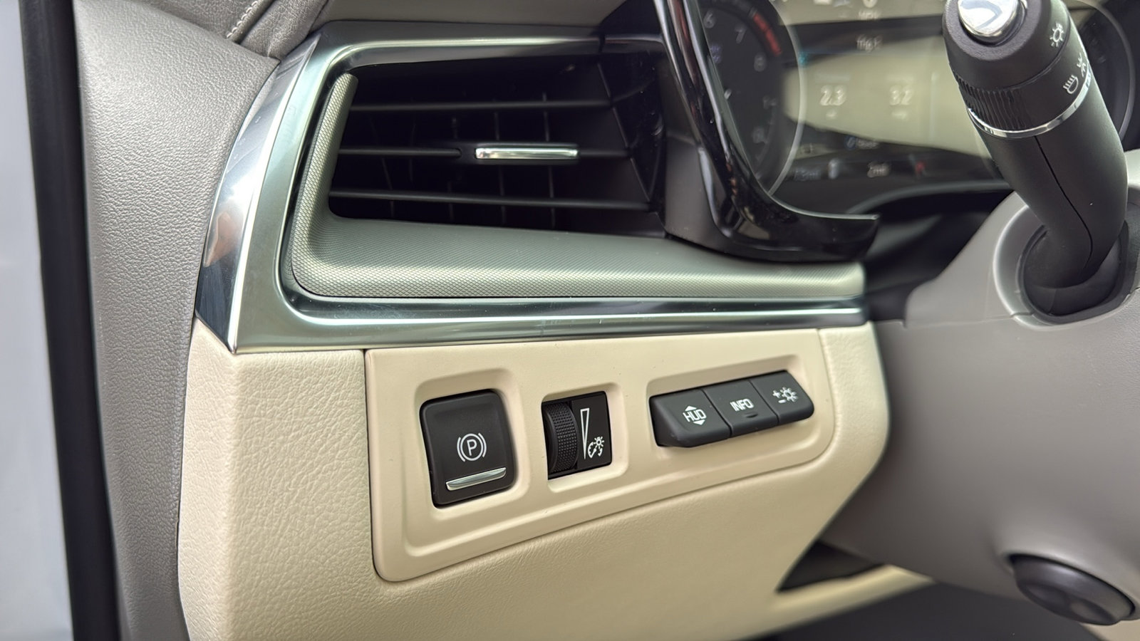 New 2026 Cadillac XT5 Premium Luxury image 13