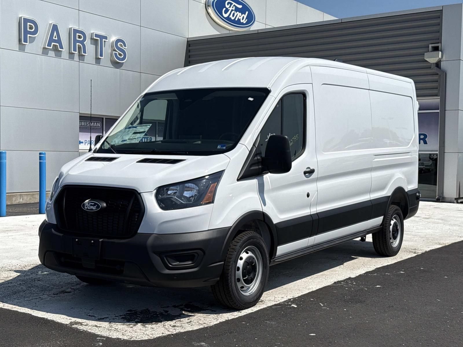 New 2026 Ford Transit 250 148 Medium Roof w/ Load Area Protection Package RWD image 7